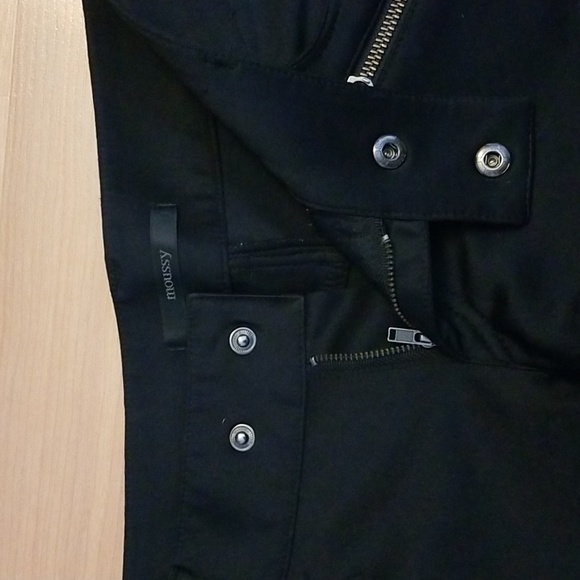 Moussy Low Rise Short Booty Shorts - RARE - Picture 10 of 11